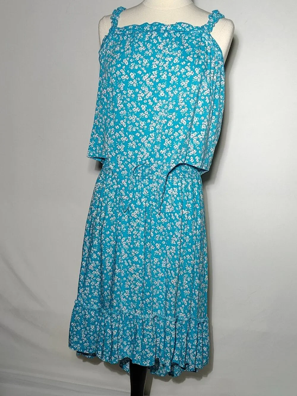 SO Authentic American Heritage Turquoise Floral Tie Front Ruffle Sundress Size L